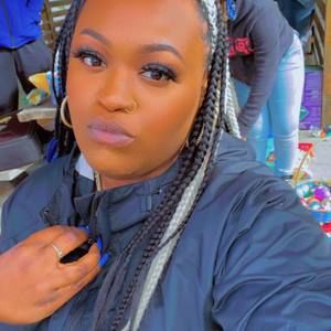 Meet your Posher, Tiara